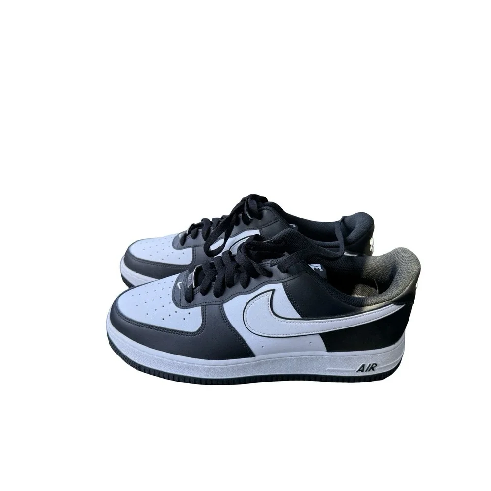 Nike AIR FORCE 1 LOW 07 Black/White - MENS - New - Size 11